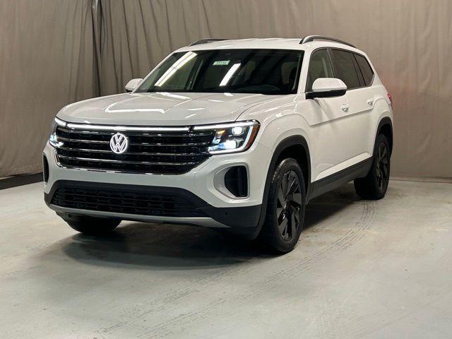 new 2026 Volkswagen Atlas car, priced at $45,419