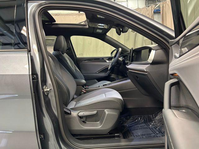 used 2025 Volkswagen Tiguan car, priced at $37,486