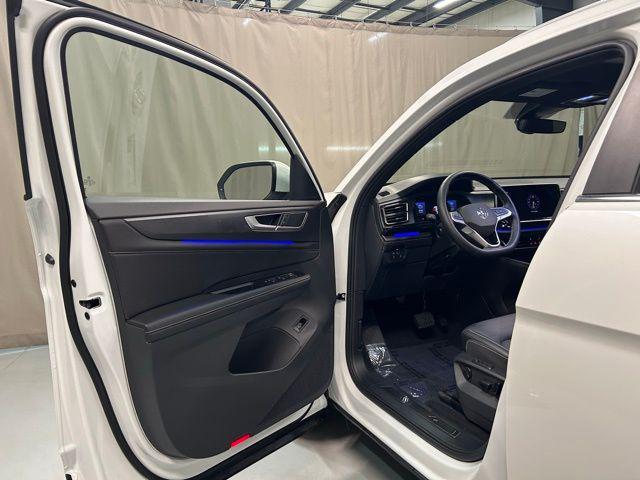 used 2025 Volkswagen Atlas Cross Sport car, priced at $40,446