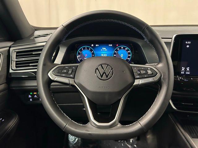 new 2026 Volkswagen Atlas Cross Sport car, priced at $38,160