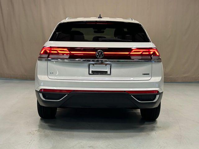 new 2026 Volkswagen Atlas Cross Sport car, priced at $38,160