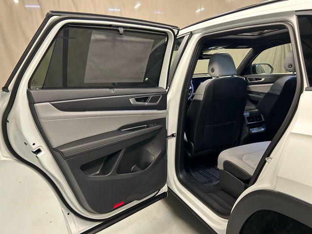 new 2026 Volkswagen Atlas Cross Sport car, priced at $51,188