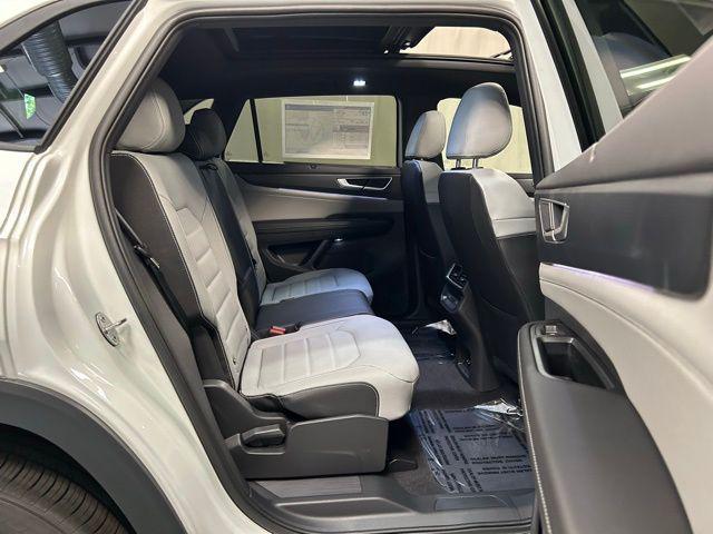 new 2026 Volkswagen Atlas Cross Sport car, priced at $51,188