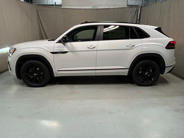 new 2026 Volkswagen Atlas Cross Sport car, priced at $51,188