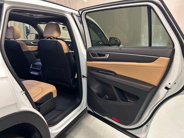 new 2026 Volkswagen Atlas Cross Sport car, priced at $51,188