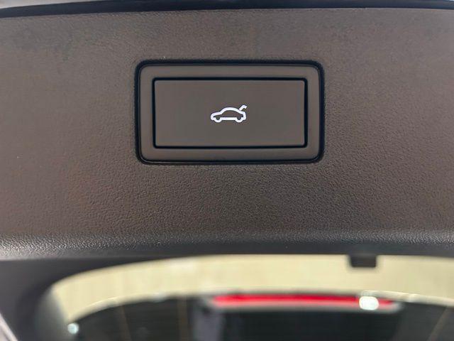 new 2026 Volkswagen Tiguan car, priced at $39,439