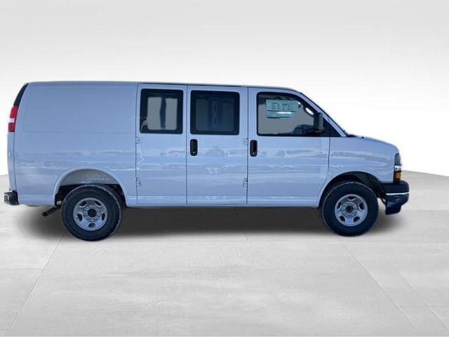 new 2026 Chevrolet Express 2500 car, priced at $47,460