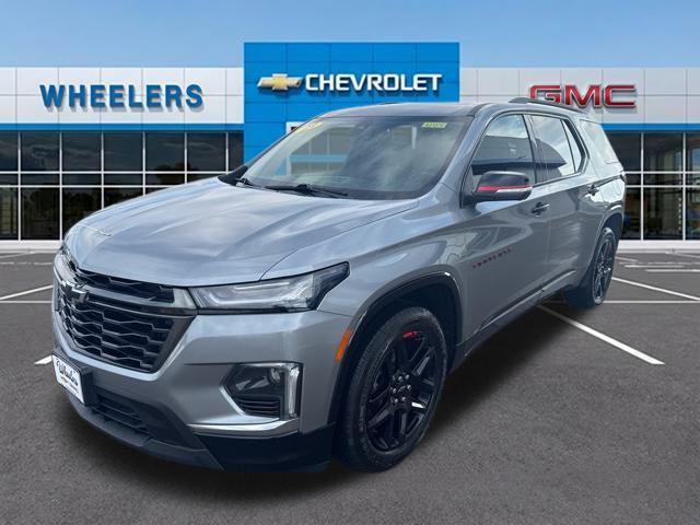 used 2023 Chevrolet Traverse car, priced at $33,596