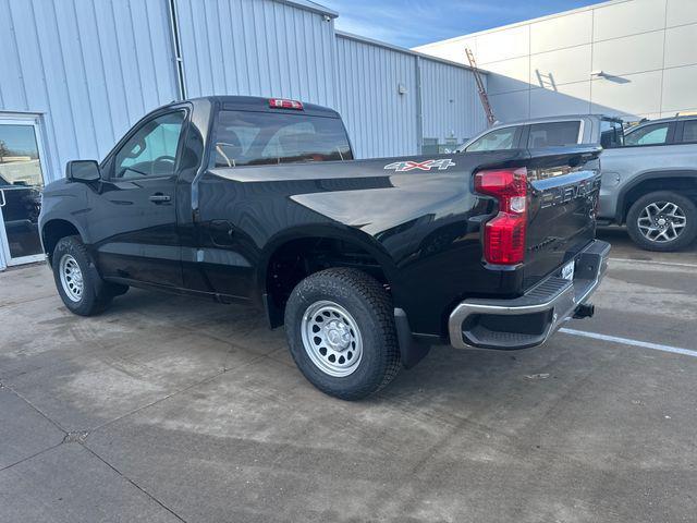 new 2025 Chevrolet Silverado 1500 car, priced at $39,355