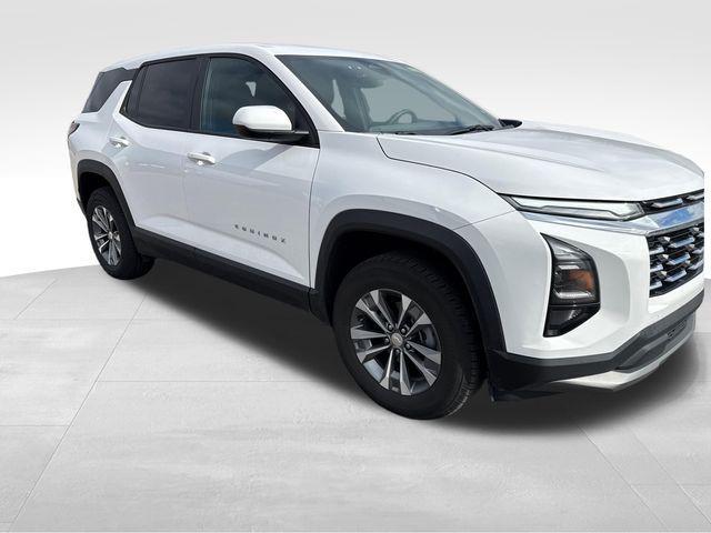 used 2026 Chevrolet Equinox car, priced at $30,902