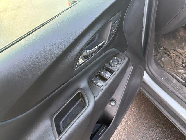 used 2024 Chevrolet Equinox car, priced at $23,187