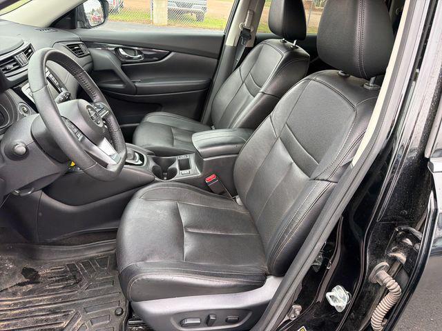 used 2020 Nissan Rogue car, priced at $19,386