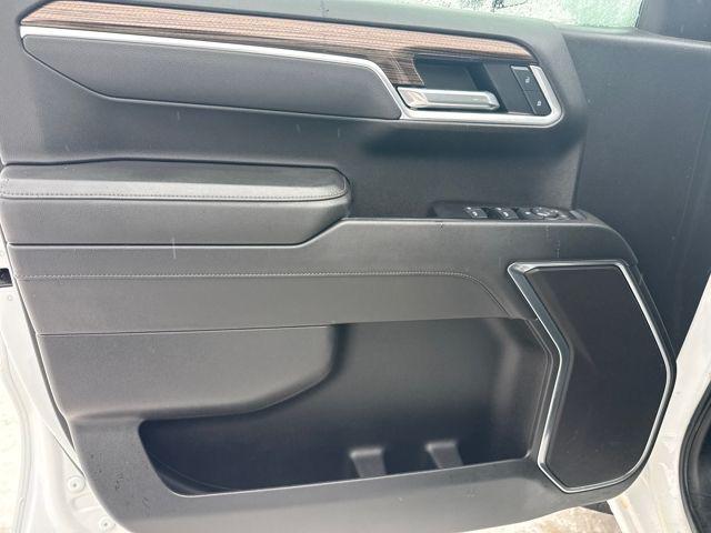 used 2025 Chevrolet Silverado 1500 car, priced at $42,988