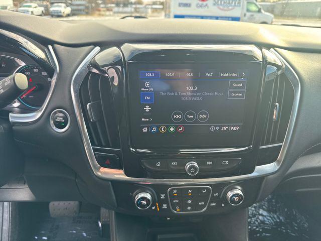 used 2022 Chevrolet Traverse car, priced at $23,820