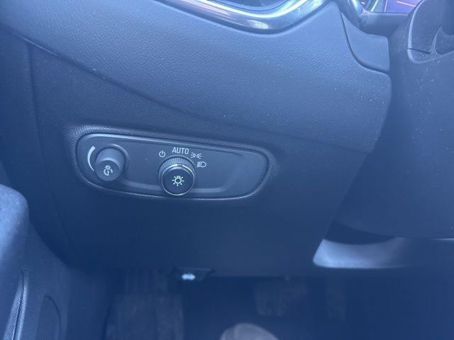 used 2022 Chevrolet Equinox car, priced at $19,679