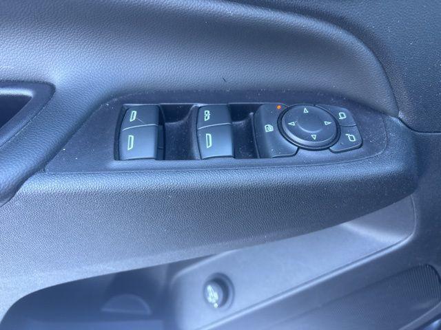 used 2022 Chevrolet Equinox car, priced at $19,679