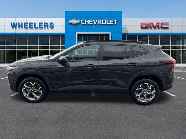 used 2025 Chevrolet Trax car, priced at $19,998