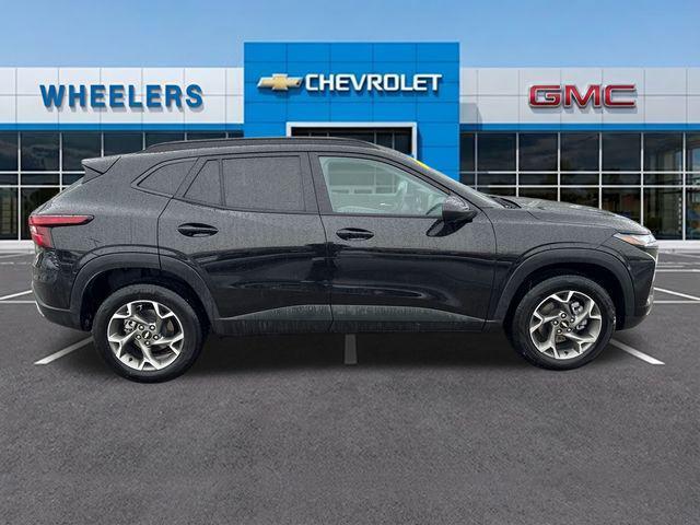 used 2025 Chevrolet Trax car, priced at $19,998