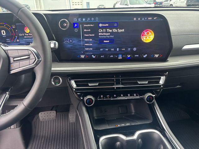 new 2026 Chevrolet Traverse car, priced at $47,327