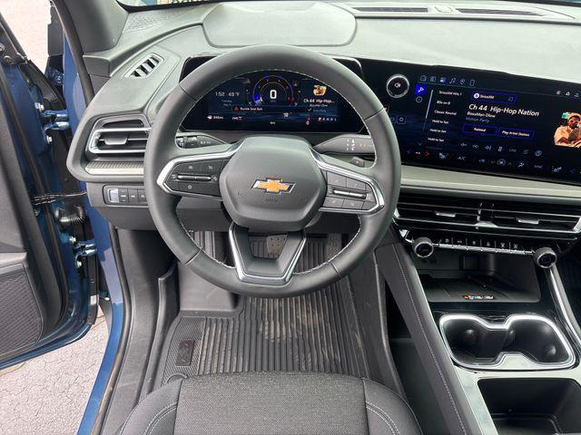 new 2026 Chevrolet Traverse car, priced at $45,658