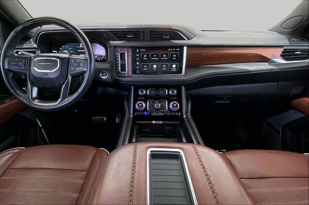 used 2023 GMC Yukon car, priced at $75,820