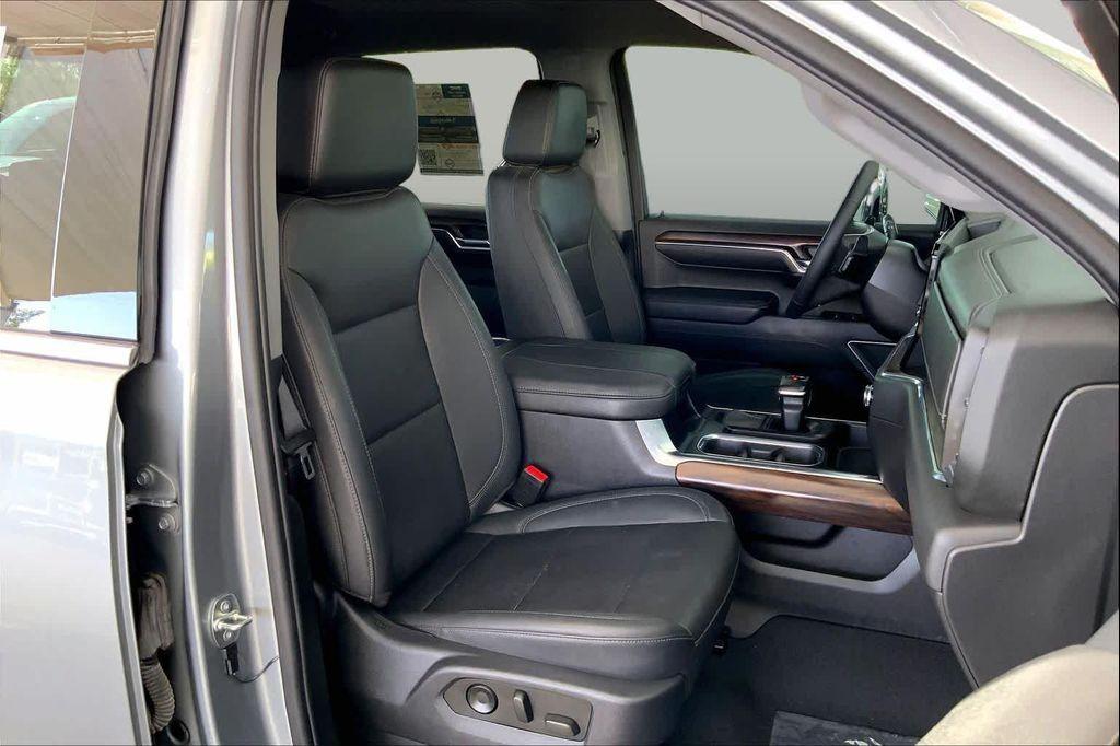 used 2023 GMC Sierra 1500 car, priced at $49,368