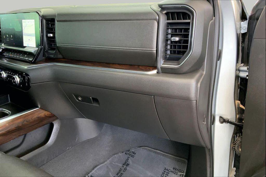 used 2023 GMC Sierra 1500 car, priced at $49,368
