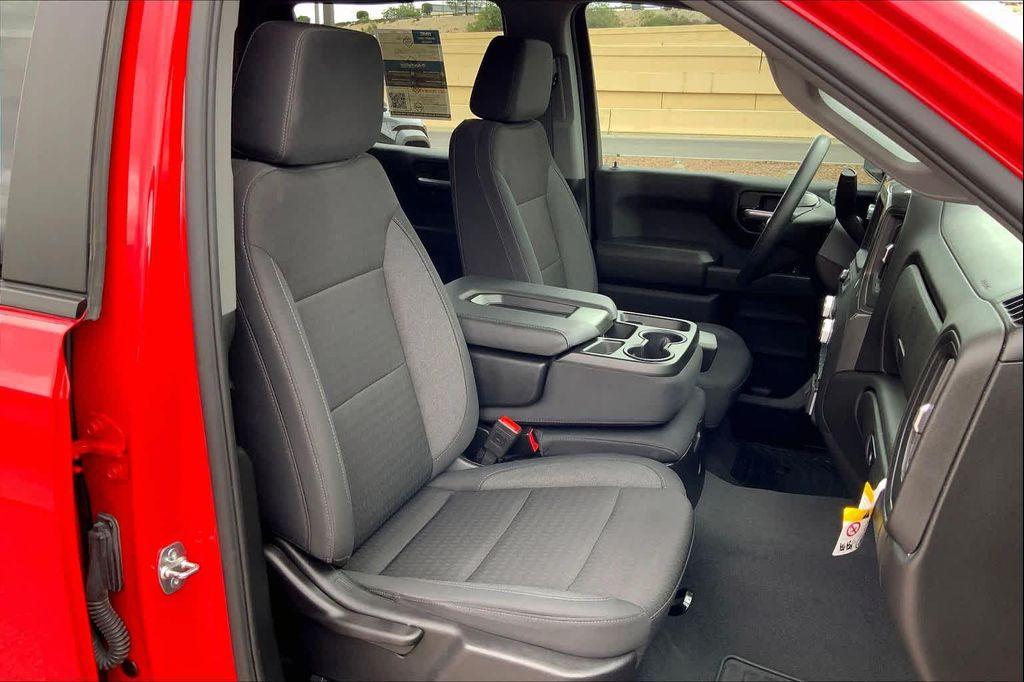 used 2025 GMC Sierra 1500 car, priced at $34,861