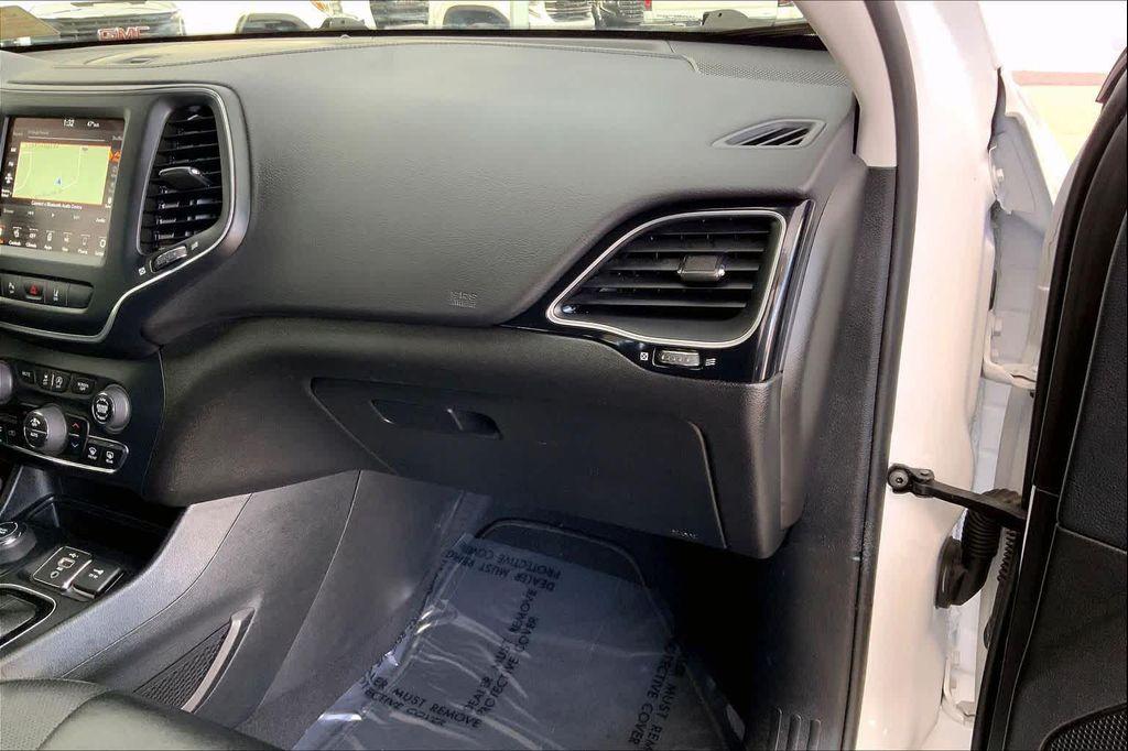 used 2023 Jeep Cherokee car, priced at $20,813