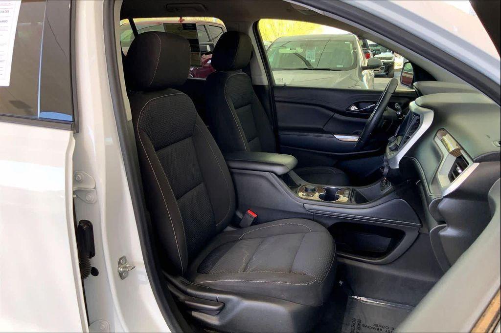 used 2022 GMC Acadia car, priced at $24,484