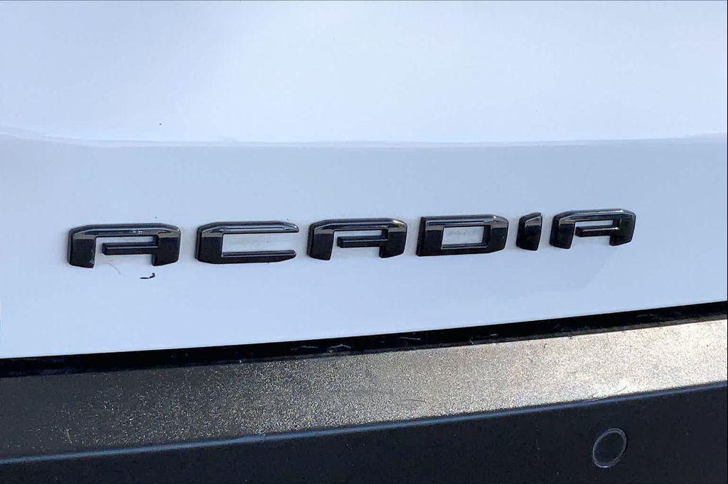 used 2022 GMC Acadia car, priced at $24,484