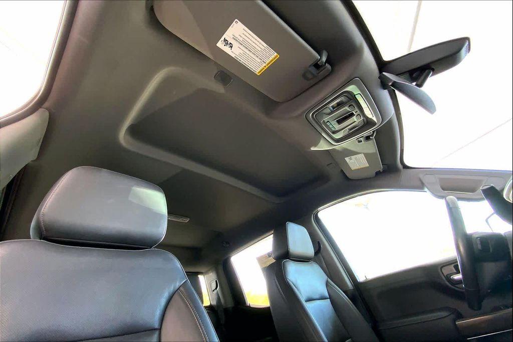 used 2021 GMC Sierra 1500 car, priced at $36,027