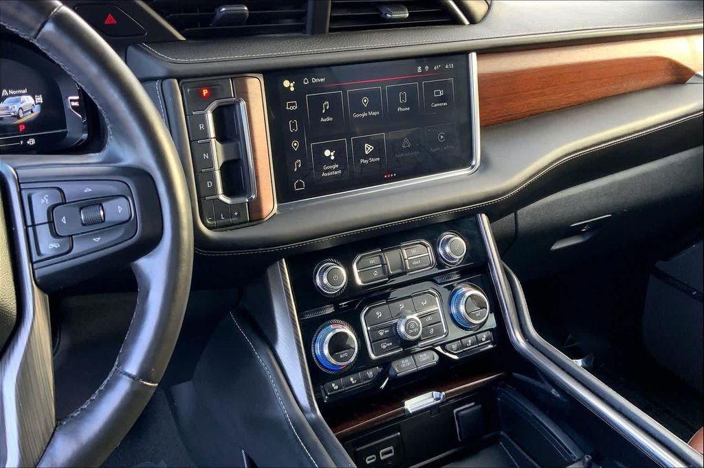 used 2023 GMC Yukon XL car