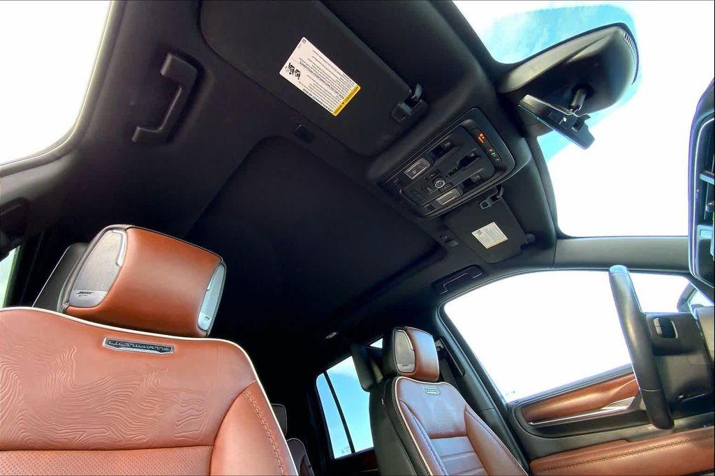 used 2023 GMC Yukon XL car