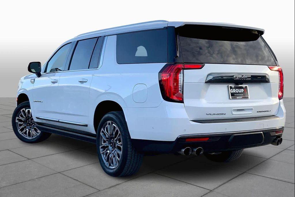 used 2023 GMC Yukon XL car
