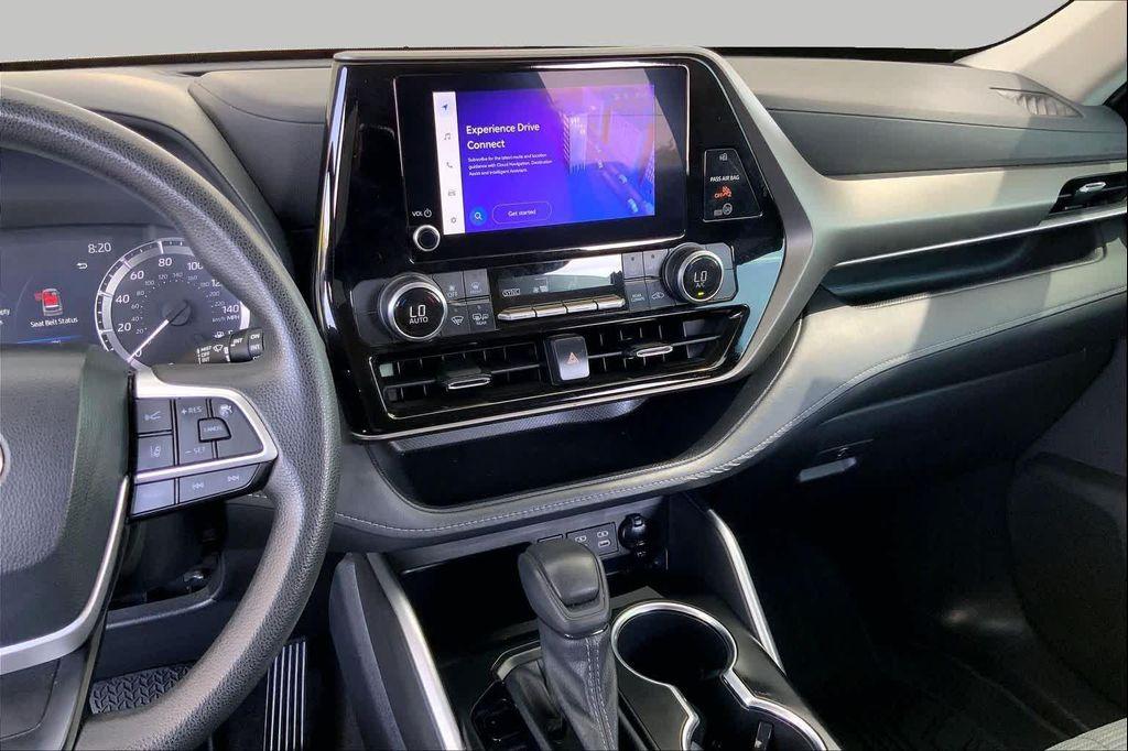 used 2023 Toyota Highlander car, priced at $33,723