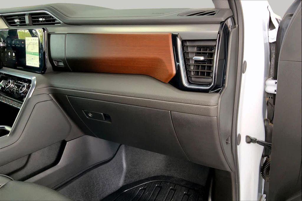 used 2026 GMC Sierra 2500 car, priced at $83,207