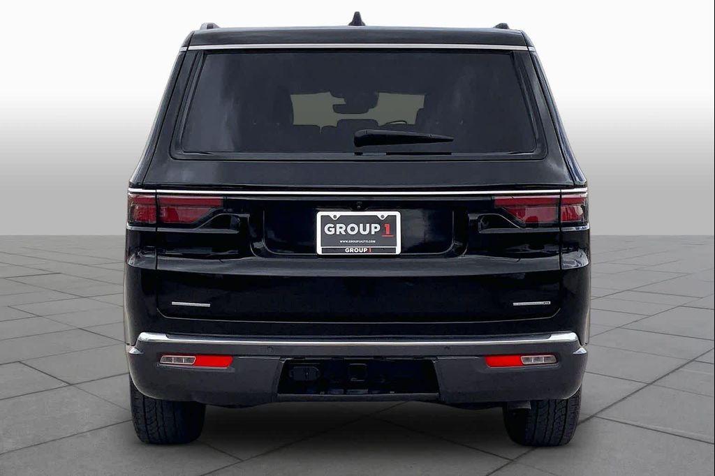 used 2022 Jeep Wagoneer car, priced at $33,972