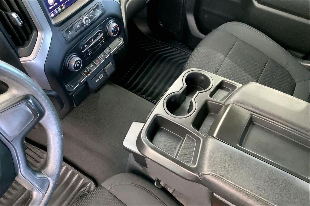 used 2022 Chevrolet Silverado 1500 car, priced at $30,592