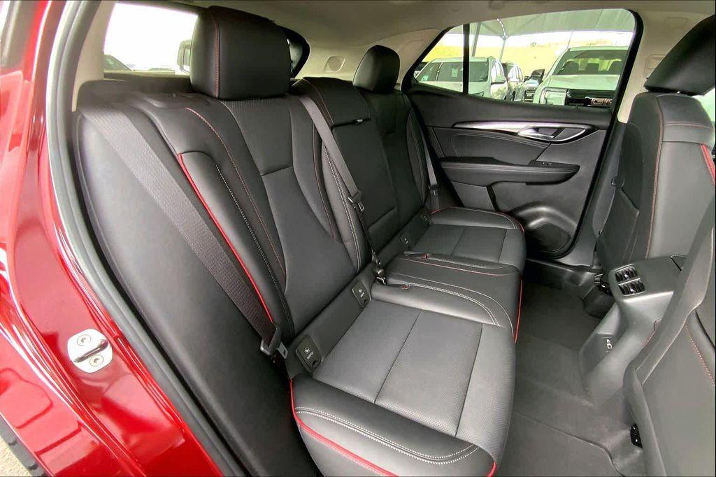 used 2023 Buick Envision car, priced at $25,592