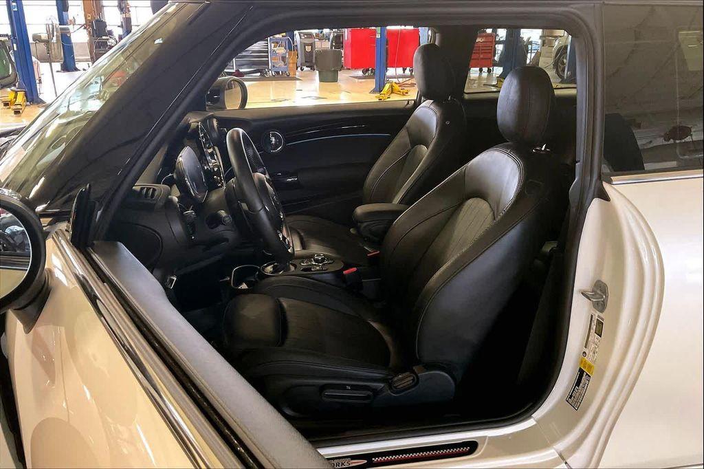 used 2023 MINI Hardtop car, priced at $32,589