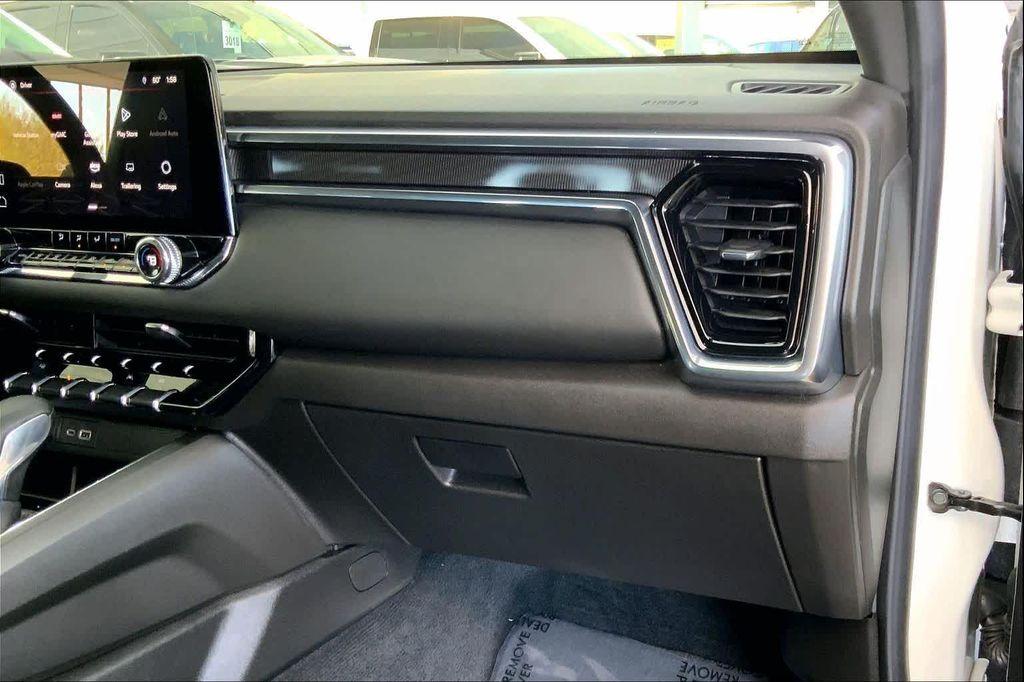 used 2025 GMC Canyon car, priced at $37,889
