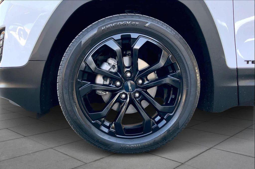 used 2021 GMC Terrain car, priced at $17,982