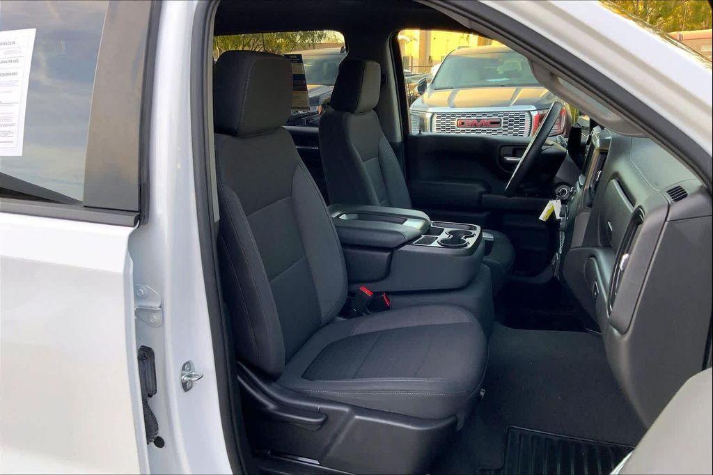 used 2022 Chevrolet Silverado 1500 car, priced at $29,251