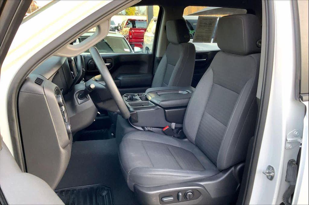 used 2022 Chevrolet Silverado 1500 car, priced at $29,251