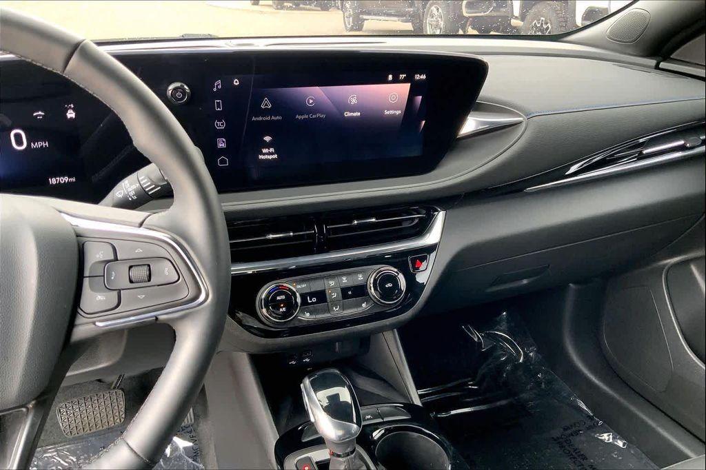 used 2025 Buick Envista car, priced at $26,418