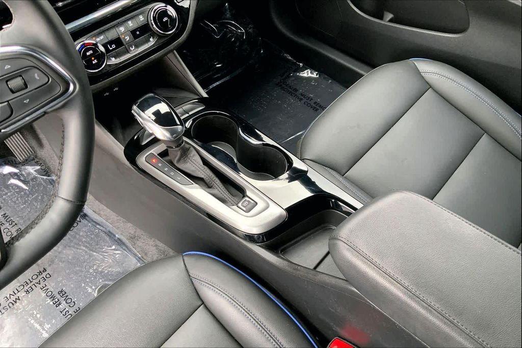 used 2025 Buick Envista car, priced at $26,418