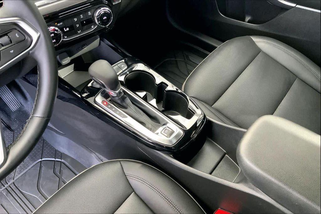 used 2025 Chevrolet Trax car, priced at $24,982