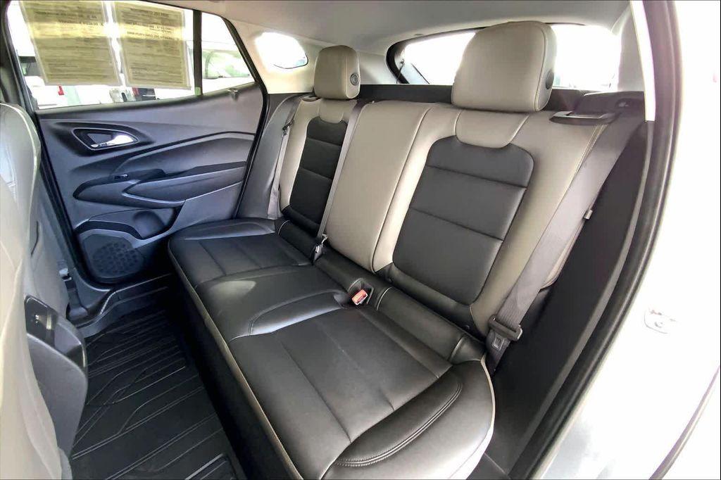 used 2025 Chevrolet Trax car, priced at $24,982