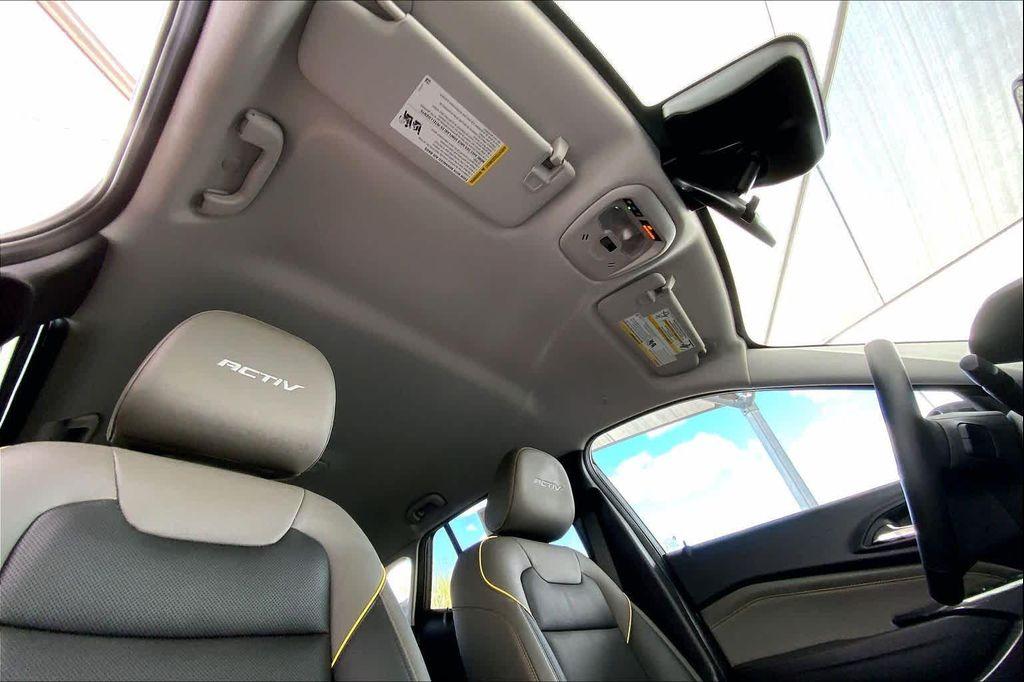 used 2025 Chevrolet Trax car, priced at $24,982